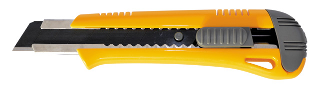 Cutter auto lock